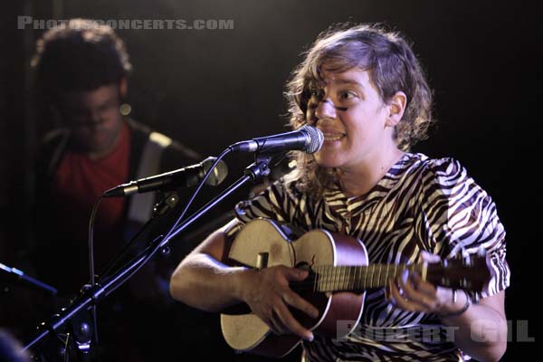 TUNE YARDS - 2009-09-09 - PARIS - La Maroquinerie - 